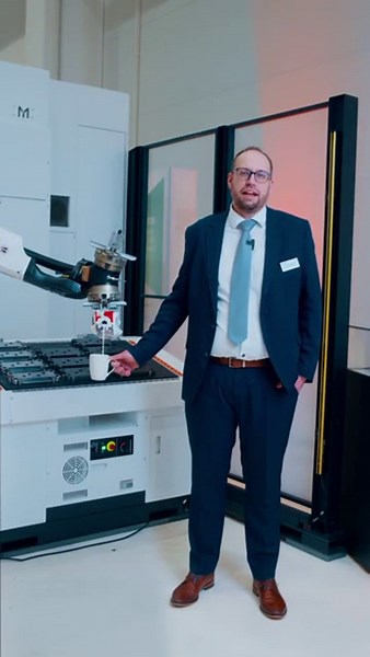 Automation for your morning coffee ☕ Discover the full potential of Mazak automation for your production: https://youtu.be/g0T2O9sVFcg #fyp #fypppppppppppppp#mazak#cnc#cncmachine#cuttingmachine#Automation#robot