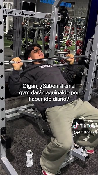 Sí o no? #fyp #gym #aguinaldo
