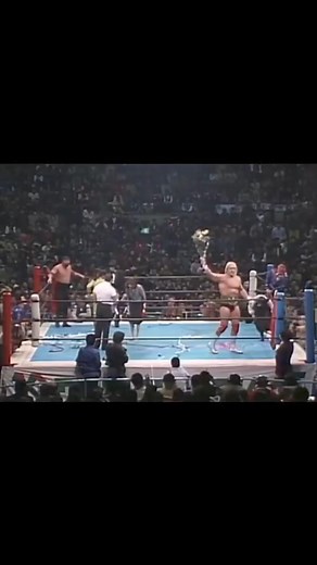 1984 Hulk Hogan in Japan | RassleRama