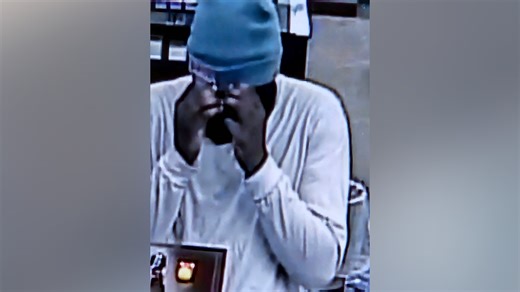 Man wanted for robbing Morton bank