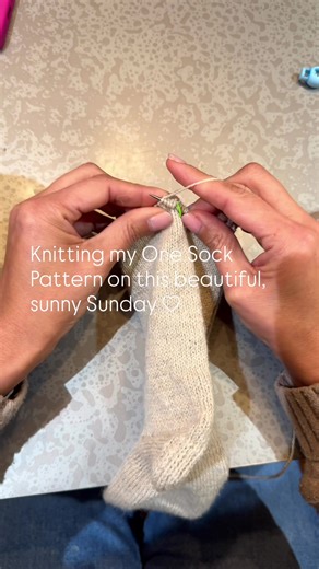 Cozy Sunday Sock Knitting Tips and Patterns