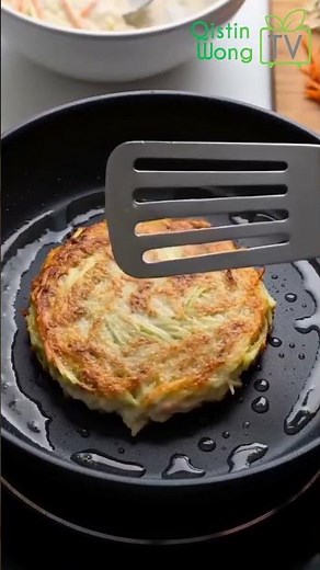 🥬免麵粉！比肉還好吃的高麗菜煎餅🥞 超級脆口，簡單又健康，全家都愛！｜素食料理