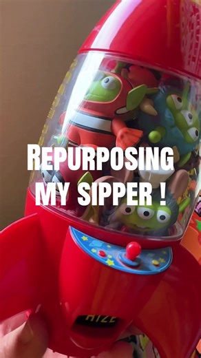 A couple years back, I got this rocket sipper from Disneyland at Pizza Planet! 🚀 💫✨ I’ve always kept it on my shelf with my Toy Story things. Today I got the bright idea 💡 to put my Toy Story alien figures that I got during my trip in Japan in the rocket sipper and I couldn’t be happier! I was struggling to find out how to display them and I feel like this is the coolest way! 🥰 #pixar#toystory#pizzaplanet#disney#pixarcollection