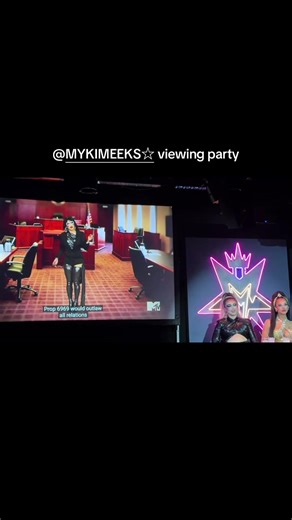 @MYKI MEEKS ☆ viewing party #dragrace
