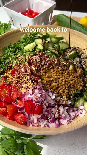 Quinoa Salad #15minutemeals #vegan #veganism #plantbased #salad #saladrecipe #quinoa #quinoasalad #quinoarecipe #healthy #healthysalad #saladsofinstagram #saladvideo #bbq #bbqrecipe #eatmoreplants #plantbaseddiet #plantbasedfood #quickrecipe #quickrecipes #healthyfood | PlantYou