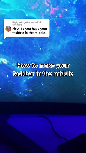 Reply to @hugothemaster224 How to make your taskbar central #tech #pc #pcgaming #techtok #setupgaming #taskbar #taskbartricks #spiderman