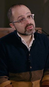 The Baroque Phrasing & Articulation Guide 📖 Decode Bach’s signals. Treat phrasing and articulation as related—but different—tools. A slur over 2 vs. 3 notes vs. whole bars implies different shaping. Read the symbols beyond the notes, then choose touch and breath so the line speaks with intention. Learn more tips and insights on tonebase Piano! ➡️ https://www.tonebase.co/piano?utm_source=facebook | tonebase Piano