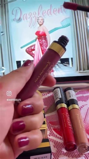 Max factor liquid lipstick #youtubeshorts #marilynmonroe #maxfactor