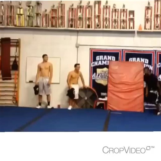 @tumblers.only #tumbling #awesome #crazy #gymnastics #omg | Cyber Street Flips