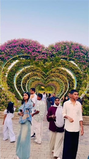 💎🌺 Dubai's Garden of Endless Colors | Dubai Miracle Garden 4K Walk #dubai #trending #photography