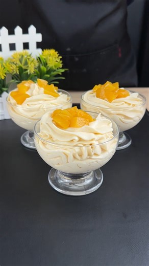 Peach mousse dessert! Ready in 5 minutes! | YumRecipes