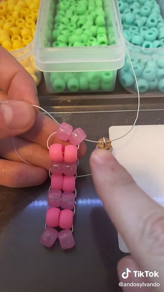 DIY Kandi Keychain Tutorial