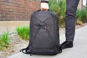 Knack Large Expandable Knack Pack Review | Pack Hacker