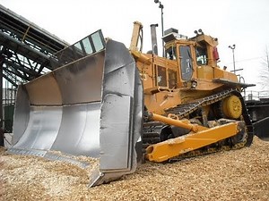 Caterpillar D9L Dozer