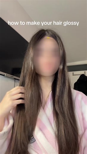 Achieve Glossy Hair with a Single Product
