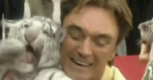 Roy Horn of Siegfried & Roy dies from coronavirus