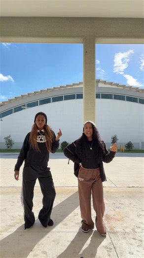 overly hooked on this dance #real