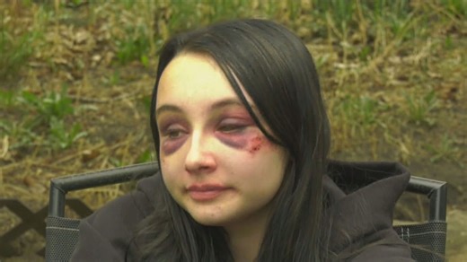 Beating of teen girl in central Alberta caught on camera, 2 teenage girls charged