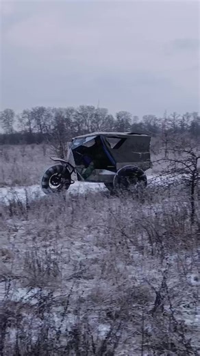 Відео користувача Мопедний Двір (@mopednuy_dvor) з композицією «ILHAM - 🅓🅙.🅘🅛🅗🅐🅜🇦🇺»