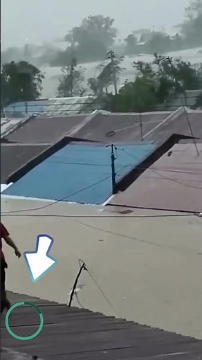 A typhoon is hitting the Philippines now. The moment the typhoon struck the Philippines.