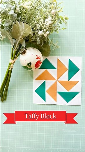 Flying Geese Made Easy | Taffy Block | Vintage Christmas Quilt #diy #quilted #christmas