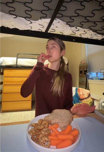 Easy Dorm Cooking: Making Dinner in Your Room