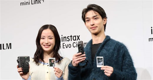 【動画】まるでインスタントカメラの「全方位戦略」　好調際立つ「チェキ」、強気の販売姿勢崩さず