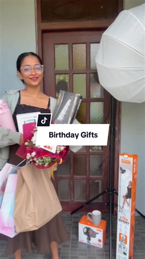 ආදරණීය උපන්දින තෑගි - හරිම සතුටක්!