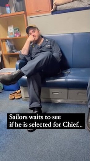 One of many Sailors selected today to the prestigious rank of Chief Petty Officer! #ChiefPettyOfficer #usnavy | Chowdah Hill