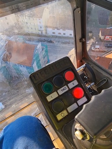 Hogyan NEM szabad daruzni: tower crane hibák és veszélyek