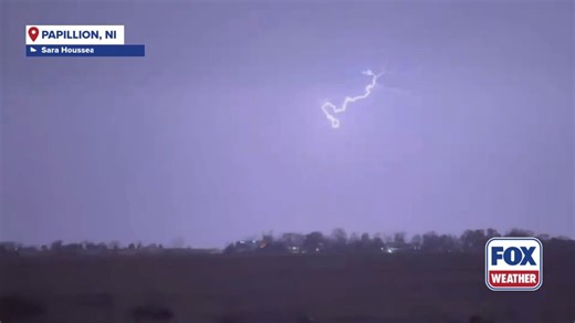 Parts of eastern Nebraska experienced scattered showers and thunderstorms on Monday to start the week. One resident captured a bright lightning show for the evening. #Nebraska #rain #Lightning #Thunderstorm #SevereWx #FoxWeather | FOX Weather