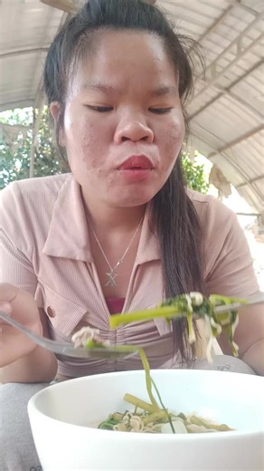 ພັນສາ (@deekhunthon)’s videos with กลับมาเพิ่อถิ่มไป - Tai Orathai