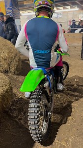 A little throwback to 1989. How Sharp does this 1989 KAWASAKI KX250 Sound tho 🔥🔥🔥🔥🔥🔥✊🏻✊🏻✊🏻💨💨💨💨💨💨 #2stroke #vintage #moto #kawasaki #dirtbike | Neville Bradshaw