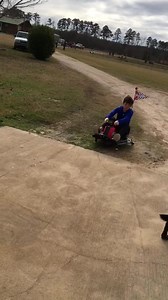Watch Razor Crazy Cart Electric 360 Spinning Drifting Kids Ride On Outdoor Go Cart on Amazon Live