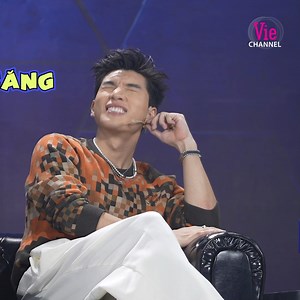 1M views · 24K reactions | Hiếu muốn chọn hông, anh JustaTee cho biết cảm giác khó xử nè =)))) ------------------ Rap Việt 2024 phát sóng Thứ 7 hàng tuần lúc 20:00 trên: Kênh truyền hình #HTV2 và ứng dụng #VieON ----------------- © Chương trình RAP VIỆT thuộc bản quyền của VieON & Vie Channel thuộc DatVietVAC #DatVietVAC #VieChannel #VieON #RapViet #RapViet2024 | Rap Việt Vie Channel | Facebook