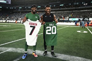 What order should you draft positions in fantasy football? Draft strategy, best picks by round, and more