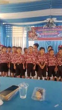 persembahan lagu dri anak2 kelas 1 untuk guru tercinta,