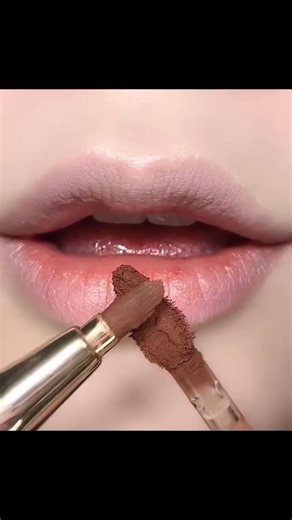 Brown lipstick shade🤎 #lipstick #brownlipstick #tutorial #shorts #youtubeshorts