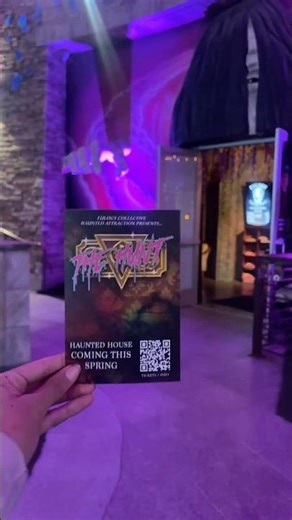 No Customers?!?! 🥹 #spookyshop #hauntedhouse #anaheimgardenwalk #boutique #spookystore