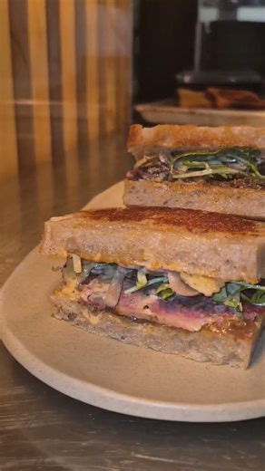 Best Pastrami Sandwich Recipe