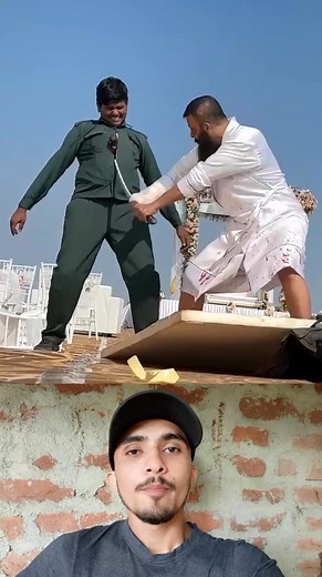 4.2M views · 10K reactions | Chaku marne ka seen in movie #movies #movieshorts #imotional #reactionvideo #reaction #fpyシviral #Budget2024 #reelsviral #fypシ #fb | Pradeep Kumar | Facebook