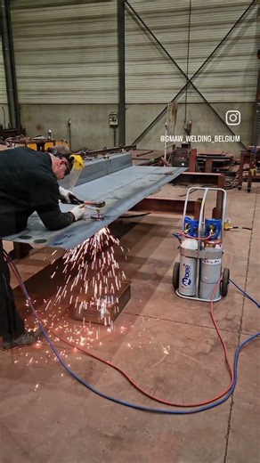 Metaal snijden en lassen: Ontdek het gemak van de ALbee Flame S11 #lassen #welding #argon