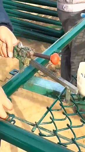 1.9M views · 4.6K reactions | #diycraft #diytutorial#handcrafted #scrapwood #pillarstand #designonabudget #homedecor #fyp #upcycled #diycrochet #bbplaydate #showyourjowo #fordforthebuilders #designonadime #diyproject #diyprojects #lovediy #doityoursel | Food with recipes | Facebook