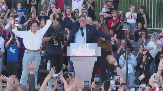 Sanders, Ocasio-Cortez rally thousands in Folsom against corporate power