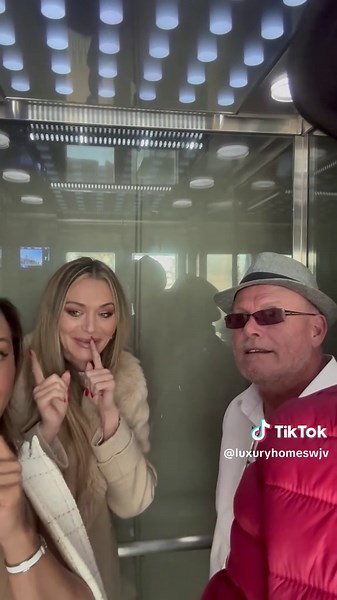 Explore Luxury Living in Bryanston's Modern Home