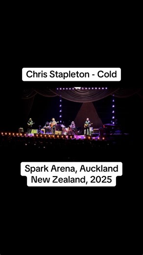 Chris Stapleton Concert in Auckland - 2025 Live Performance