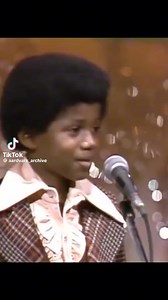 Jackson 5 dancing machine live | Theresa Reesecup