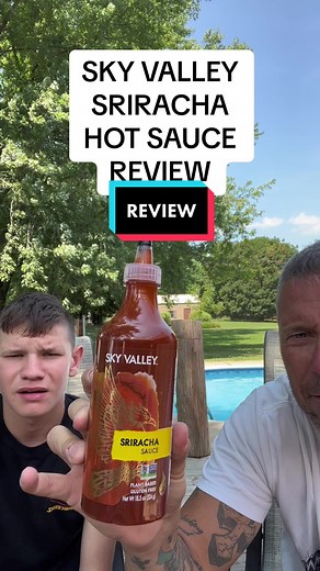 Sky Valley Sriracha Hot Sauce Review #foodcritic #mukbang #foodtok #tastetester #fyp #foryou #tastetaste #hotsauce #hotsaucereview #food #foodreview #foodtasting #review #skyvalley #sriracha