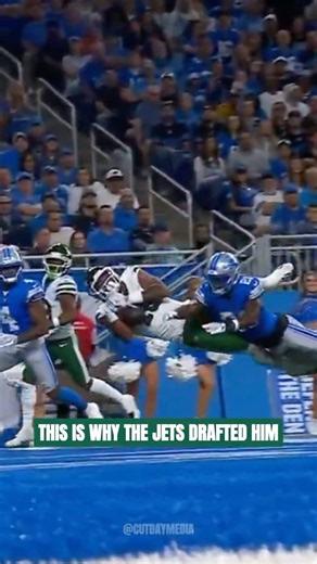 Kenyon Sadiq Lays Out for His First TD Catch in the League 😲