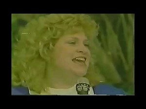 Sandi Patty | The Star Spangled Banner Crystal Cathedral